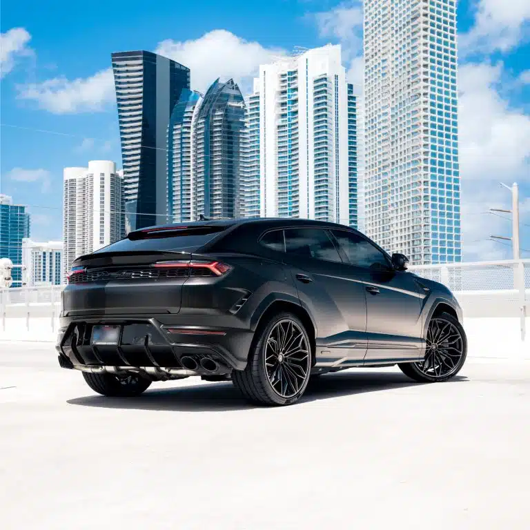 Lamborghini Urus S Blue - Image 27
